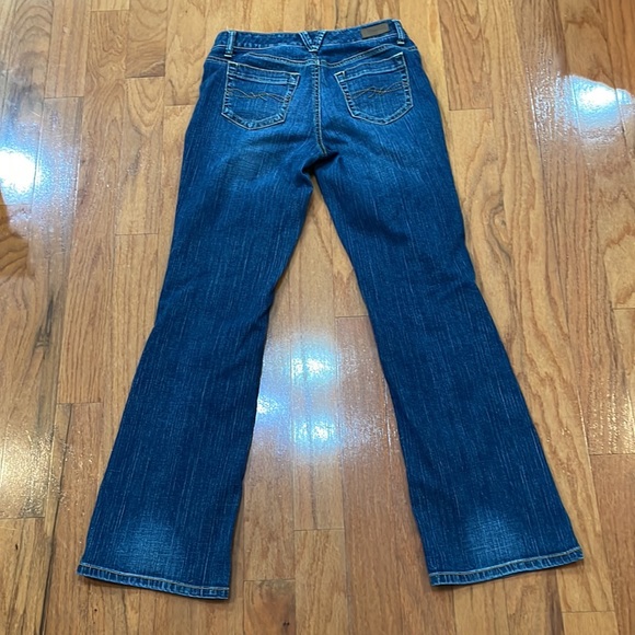 Tommy Hilfiger Size 4 Women’s Blue Jeans Bootcut Classic Rise - Picture 2 of 13